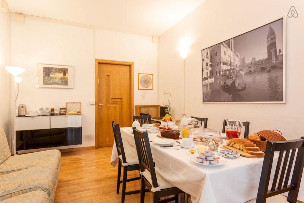 Acomodação com café da manhã  Kosher La Casa Di Eva